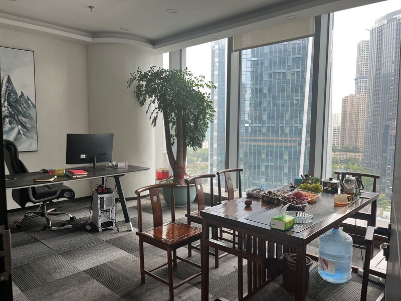博地中心出租-310m²-精装修